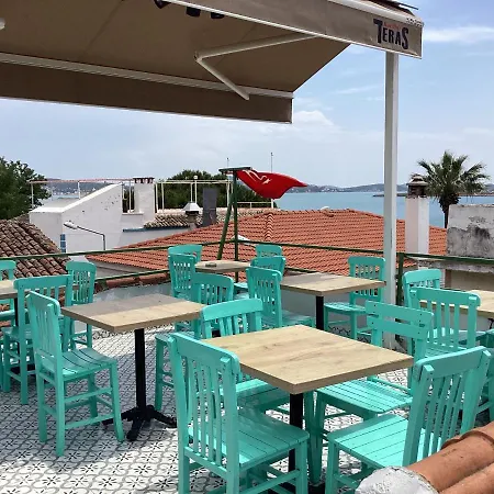 酒店 Kardias 崇达