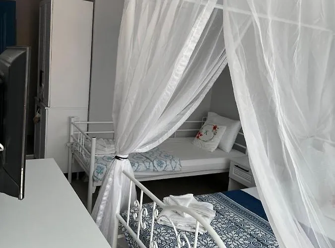 Отель Kardias *