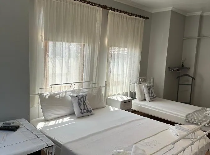 Отель Kardias *